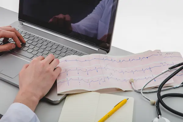 Electrocardiograma (ECG)